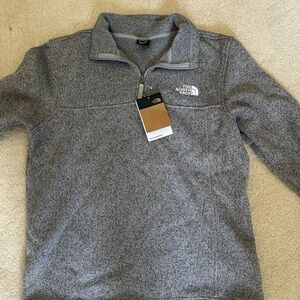 The North Face Men's Heathered Gray Tsillan 1/4 zip